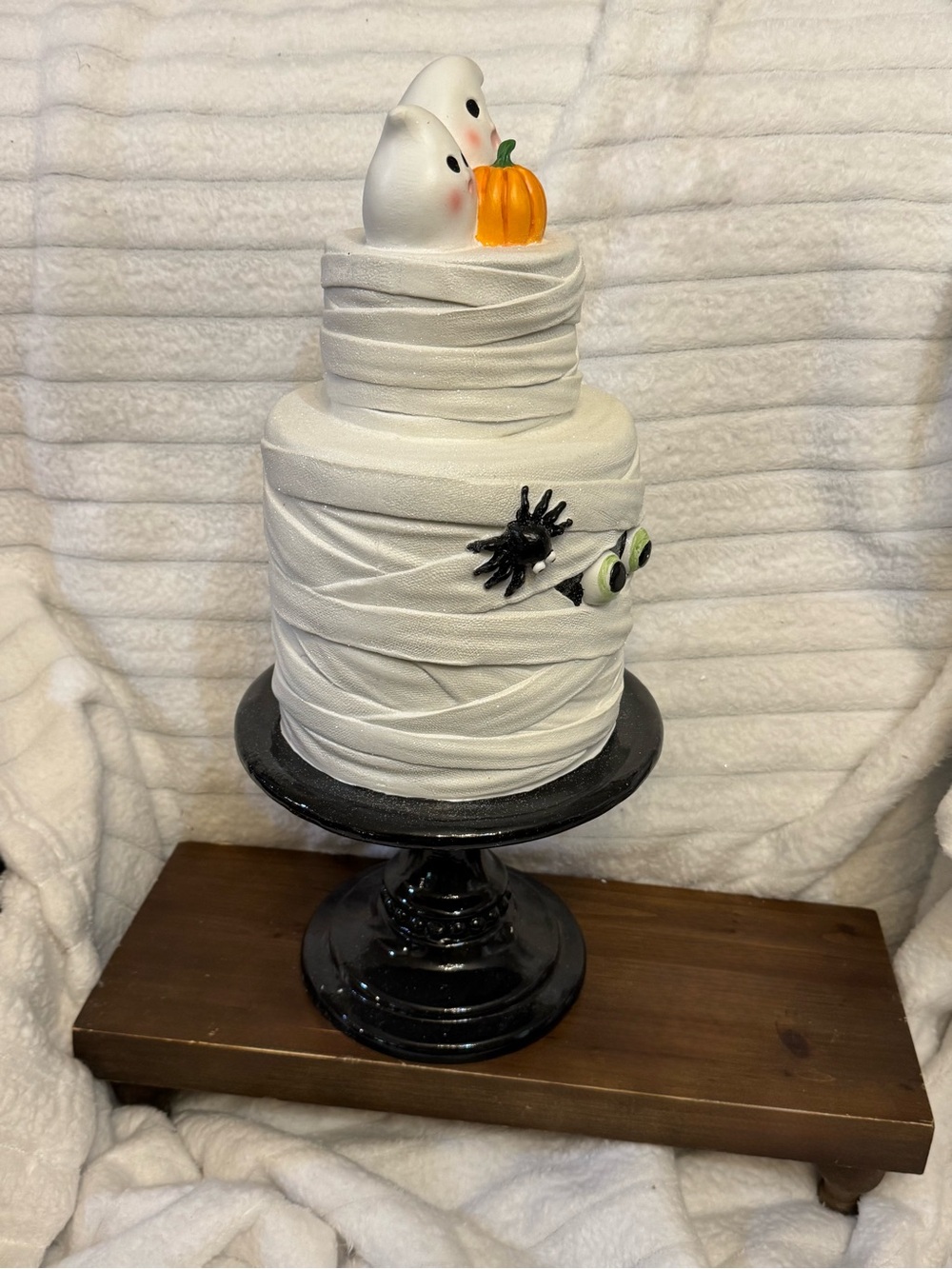 Halloween Mummy Cake Decor - White with Orange Pumpkin & Green Eyes - Picture 3 of 4